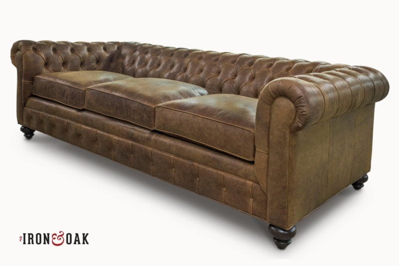 Irving Traditional Cigar Chomping Leather Chesterfield Sofa